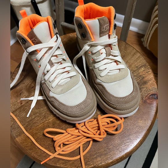 UGG | Shoes | Ugg Highlqnd Hi Heritage Sneakers Boots Cream... - Picture 2 of 6
